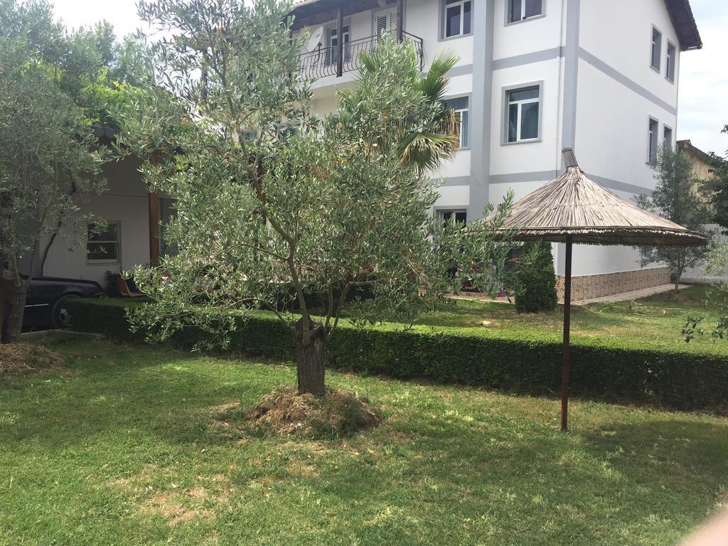 Villa Dede Nikolla Durrës Exterior foto